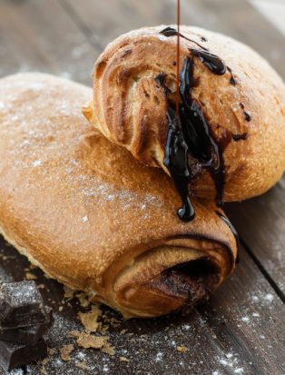 uniprom rolna sa kremom