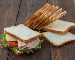 uniprom rezani upakovani hljebovi